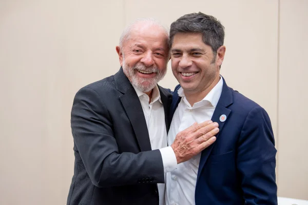 Alex Kicillof, governador de Buenos Aires, e Lula