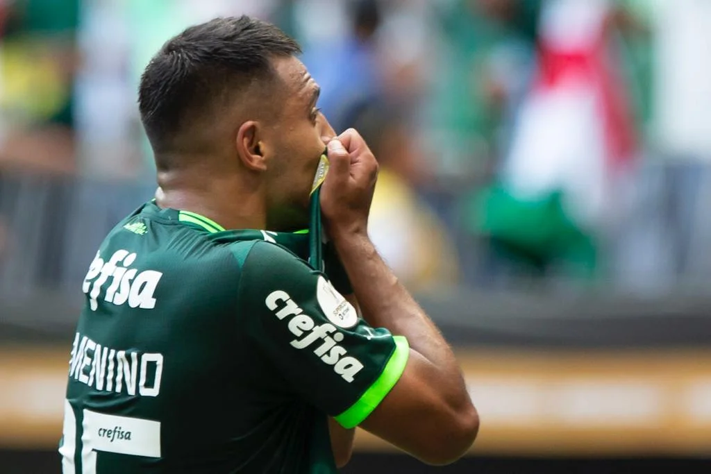 Time paulista virou o jogo no primeiro tempo Time paulista virou o jogo no primeiro tempo