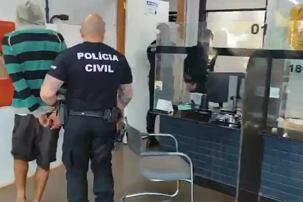 Ligada ao PCC, "Família do Crime" monta lojinha da maconha no DF