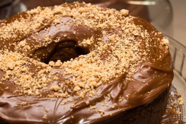 Bolo de paçoca: receita une o sabor de festa junina em sobremesa