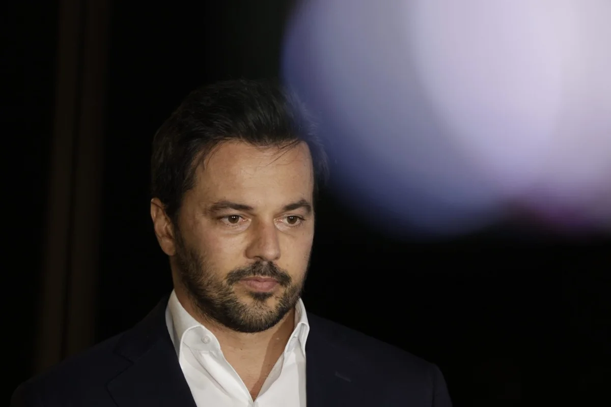 Empresa ligada a Vorcaro negociou cota de avião com Fabio Faria em troca de eólica