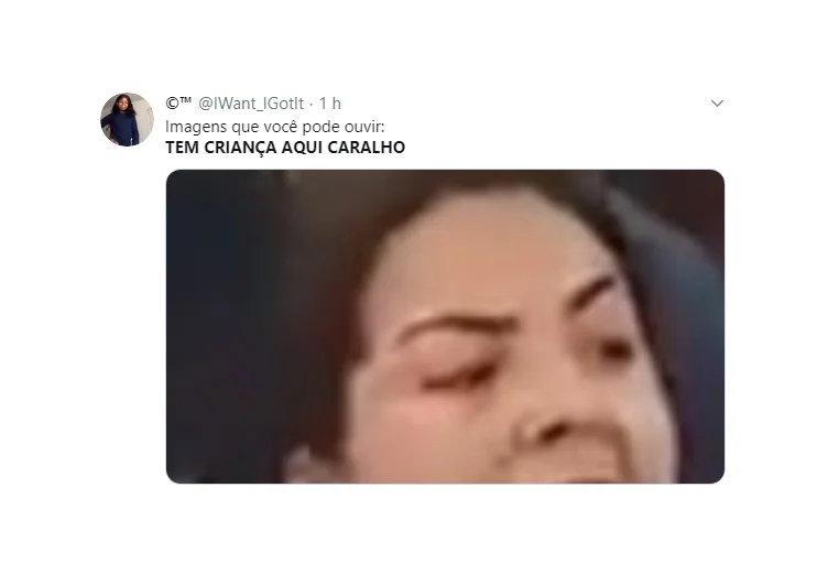 E atingiu os assuntos mais comentados do Twitter E atingiu os assuntos mais comentados do Twitter