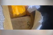 Quantia milionária encontrada em puff de delegada Quantia milionária encontrada em puff de delegada