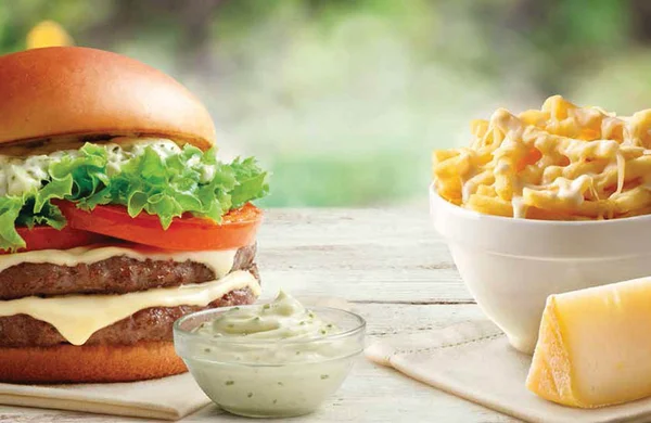 McDonald’s lança cardápio de inverno com novo sanduíche