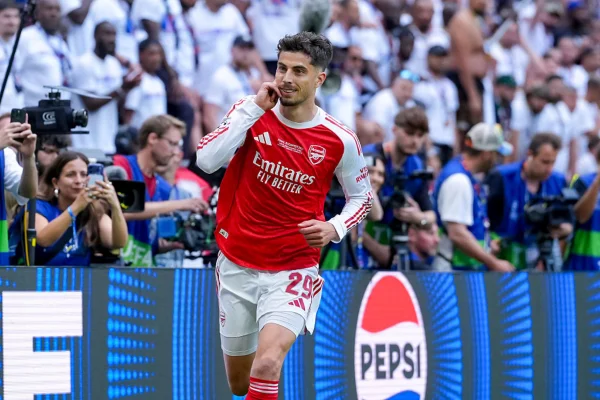 PSG vence Arsenal nos pênaltis e garante bicampeonato da Champions - destaque galeria PSG vence Arsenal nos pênaltis e garante bicampeonato da Champions - destaque galeria