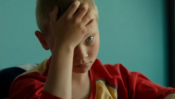 Cannes: “Les Pires”, de Lise Akoka e Romane Gueret