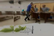 Professor Shahram Afrahi em sala de aula, compartilhando seu amor pelo desenho com os alunos
