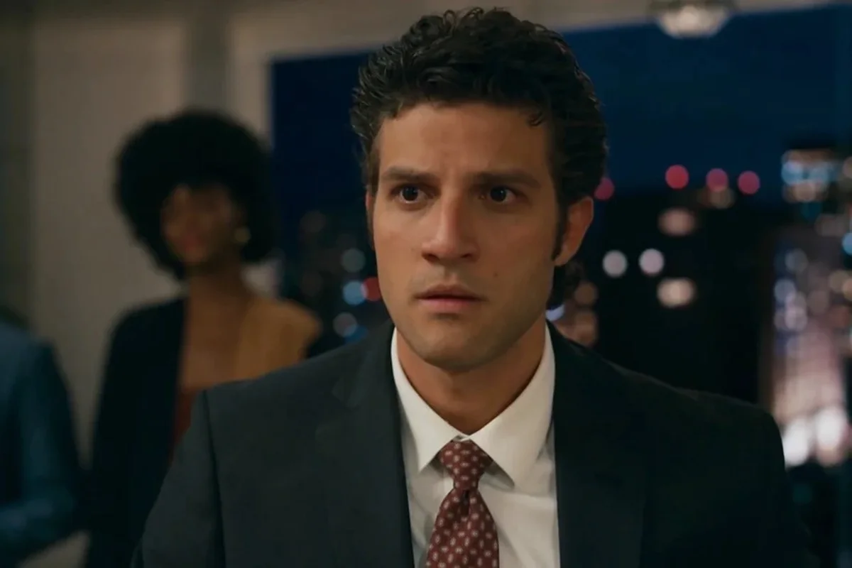 Chay Suede como Pedro em Quem Ama Cuida Chay Suede como Pedro em Quem Ama Cuida