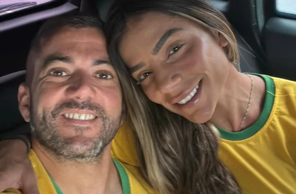 Imagem colorida de Carlos e Lais Jordy