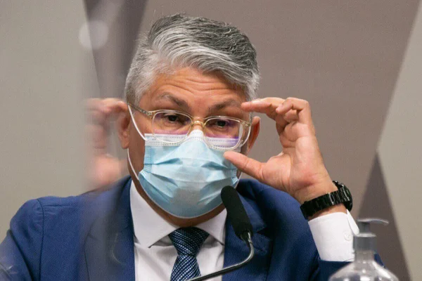ex-secretário Francisco Araújo presta depoimento