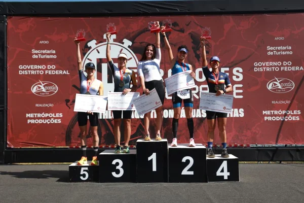 Metrópoles Endurance: confira os pódios do 2º dia de prova - destaque galeria