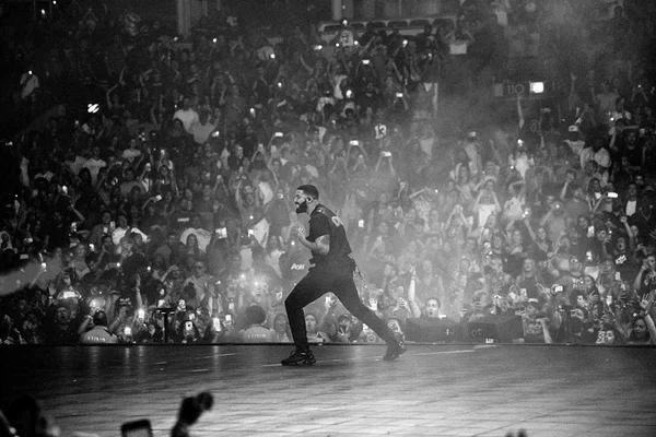10 anos de Spotify: Drake é o artista mais tocado da plataforma