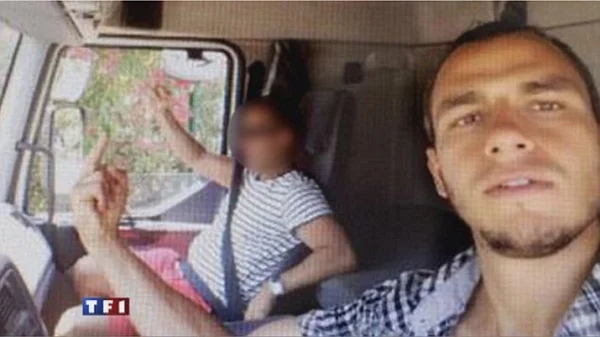 Assassino fez selfie dentro do caminhão horas antes do ataque em Nice