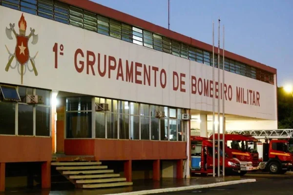 Bombeiro é preso após ameaçar superior com faca em quartel no DF