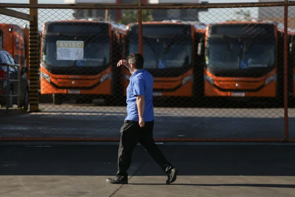 Motoristas da Marechal paralisaram os serviços nesta manhã de segunda-feira (22/6)