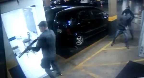 Acusados de explodir caixas em hotel ao lado do Alvorada viram réus