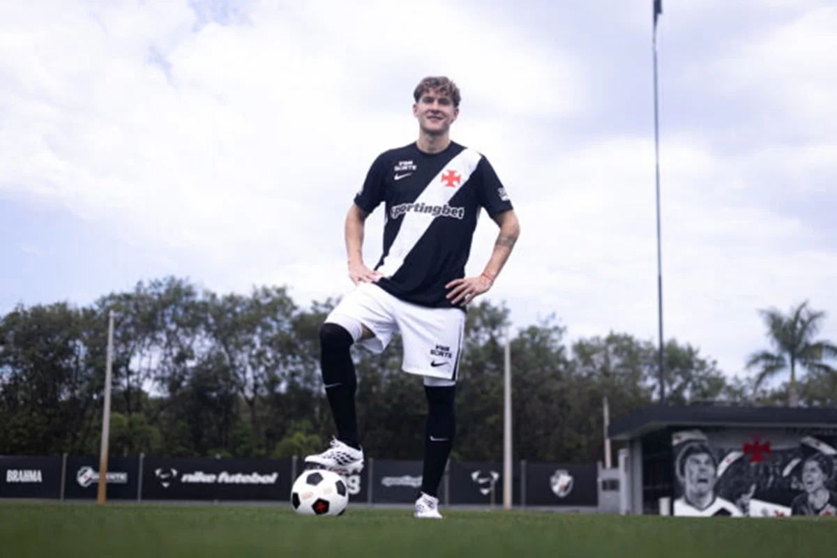 Vasco oficializa contratação de Facundo Colidio, vindo do River Plate