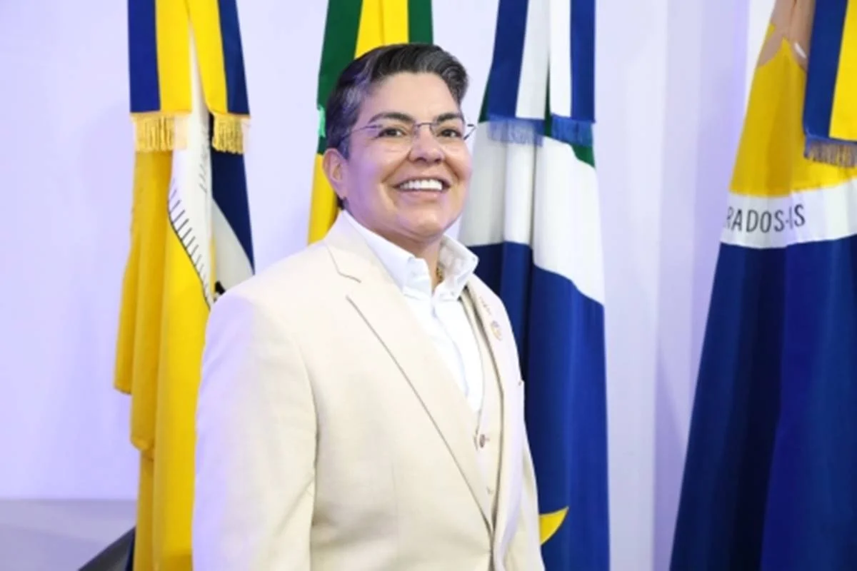 "Sapatão e fã de Bolsonaro”. Quem é Cavala, dona de puteiro eleita deputada