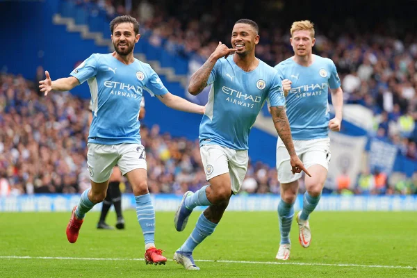 Em jogo muito movimentado, Gabriel Jesus marca e City derrota o Chelsea