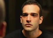 Humberto Carrão como Afonso em Vale Tudo
