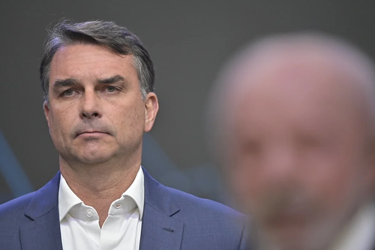 Três histórias por trás das perguntas de Lula a Flávio sobre mulheres