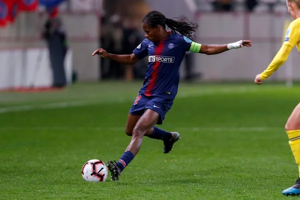 Volante Formiga, do PSG