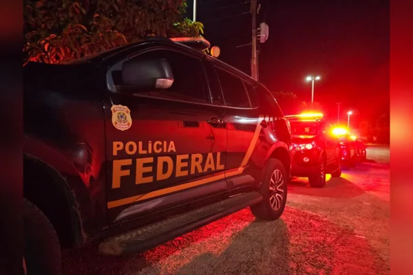 Fraude de R$ 1,9 milhão no FGTS leva PF a endereços no DF