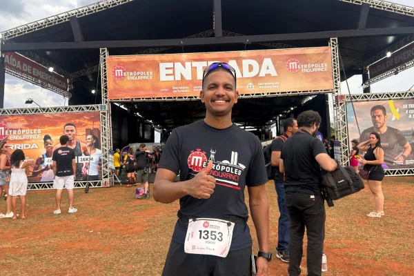 Atletas chegam animados para a disputa do Metrópoles Endurance Corrida