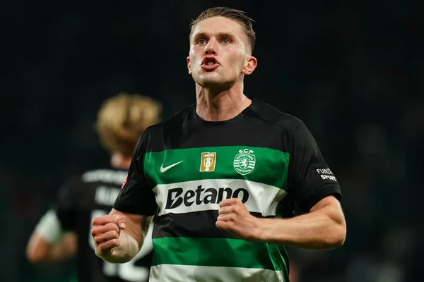 Foto colorida de Viktor Gyokeres, atacante do Sporting - Metrópoles