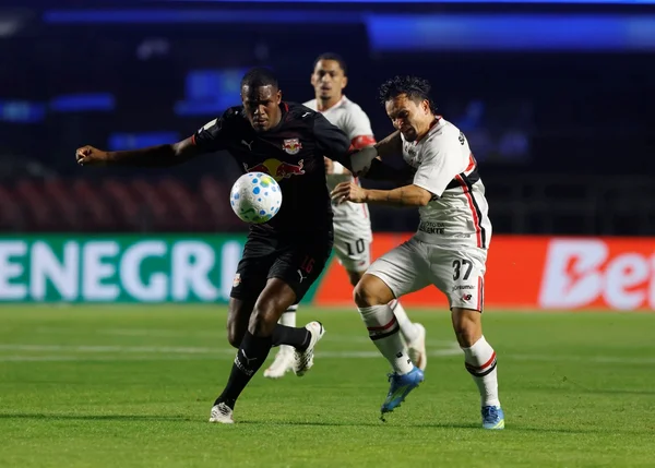 São Paulo vence RB Bragantino e põe fim à série sem vitórias no Brasileirão - destaque galeria São Paulo vence RB Bragantino e põe fim à série sem vitórias no Brasileirão - destaque galeria