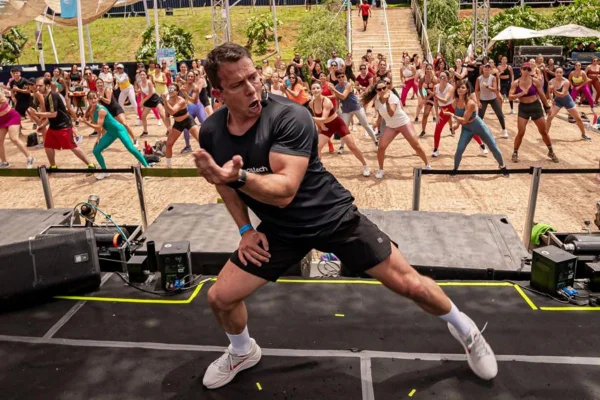 Aulão de burndance vai agitar a Vila do Metrópoles Endurance