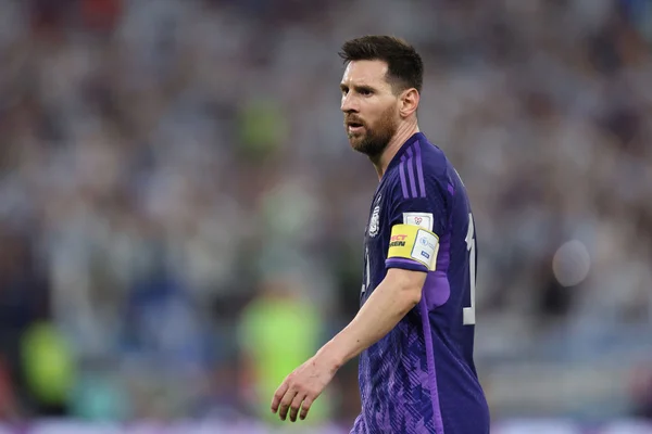 Messi revela que sentiu raiva após pênalti perdido contra a Polônia
