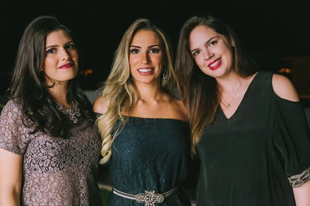 Nathalie Mazzaro, Carol Campos e Vivian Modenese Nathalie Mazzaro, Carol Campos e Vivian Modenese