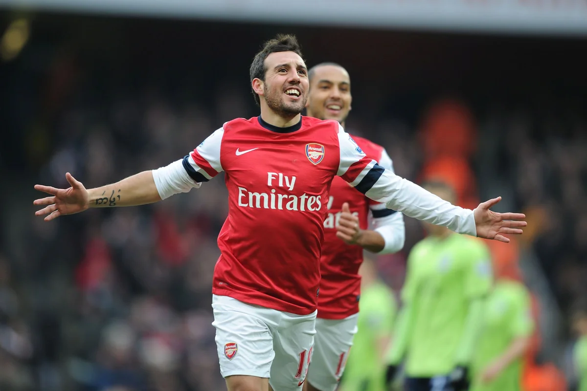 Santi Cazorla encerra trajetória vitoriosa no futebol aos 41 anos