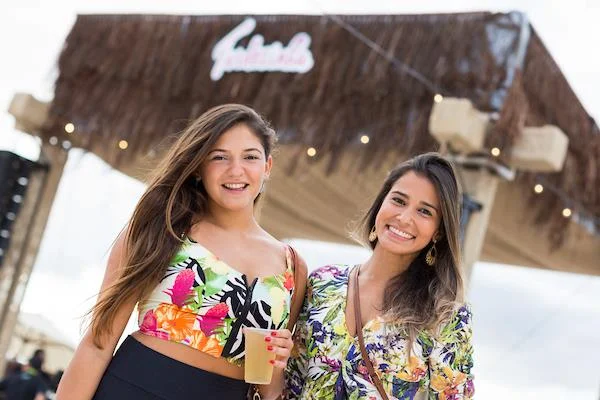 Tabatha Cavallini e Jaqueline Lopes Tabatha Cavallini e Jaqueline Lopes