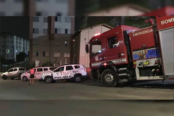 Menina é assassinada e concretada dentro de casa