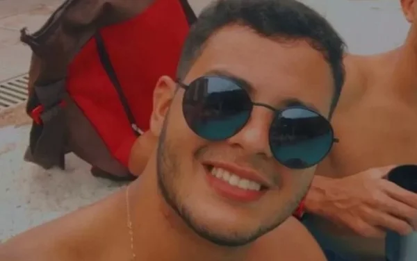 Pai doa órgãos de jovem morto após Hilux capotar durante racha com BMW