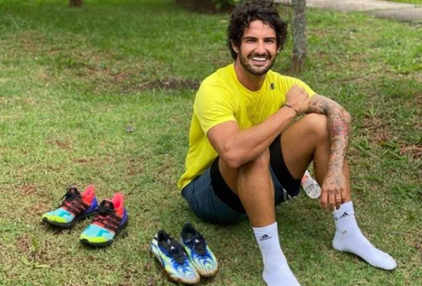 alexandre pato instagram