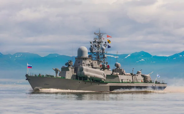 Navio de guerra russo
