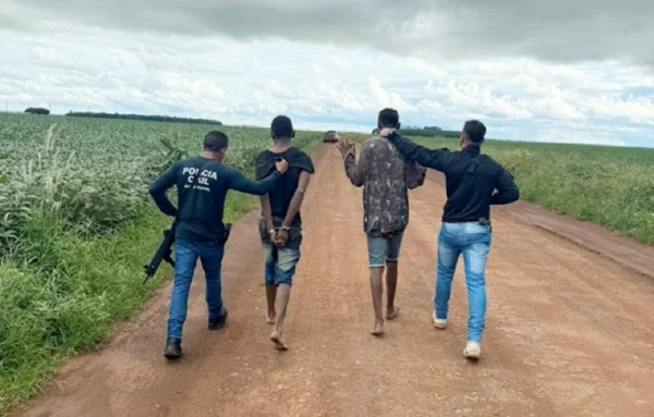 Imagem colorida da prisão dos dois irmãos - Metrópoles