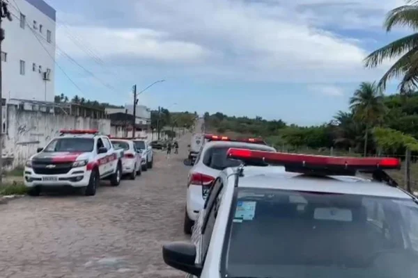 Homem é morto com mais de 15 tiros em João Pessoa