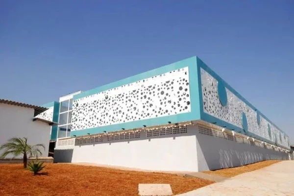 Imagem colorida mostra o Pronto Socorro Piracicamirim, na cidade de Piracicaba, no interior de São Paulo; médico - Metrópoles
