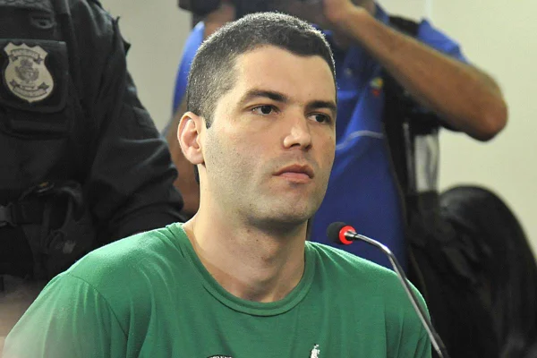 imagem colorida de Tiago Henrique Gomes da Rocha, conhecido como o "serial killer de Goiânia"