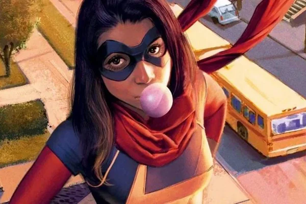 desenho colorido de super heroína