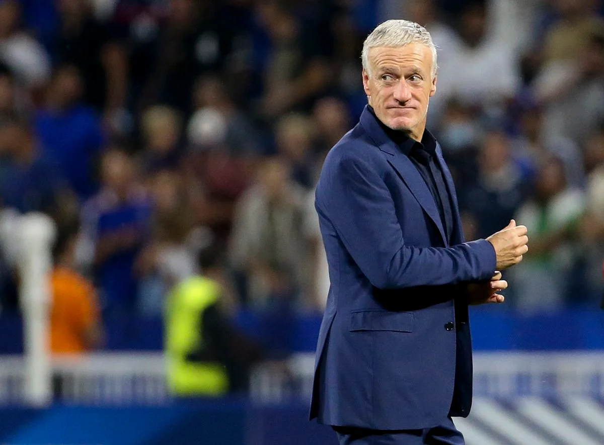 LYON, FRANCE - SEPTEMBER 7: Coach of France Didier Deschamps salutes the supporters following the 2022 FIFA World Cup Qualifier match between France and Finland at Groupama Stadium on September 7, 2021 in Decines near Lyon, France. (Photo by John Berry/Getty Images) LYON, FRANCE - SEPTEMBER 7: Coach of France Didier Deschamps salutes the supporters following the 2022 FIFA World Cup Qualifier match between France and Finland at Groupama Stadium on September 7, 2021 in Decines near Lyon, France. (Photo by John Berry/Getty Images)