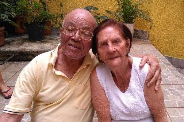 Idosa de 92 morre de Covid-19 após homenagem por ter se curado em hospital