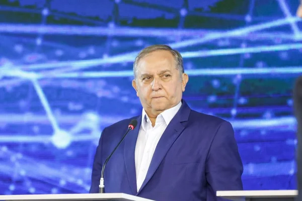 Conheça o plano de governo do candidato ao GDF Izalci Lucas (PSDB)