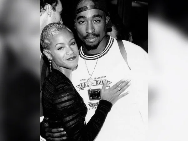 Melhor amiga de Tupac revela poema inédito que recebeu do rapper