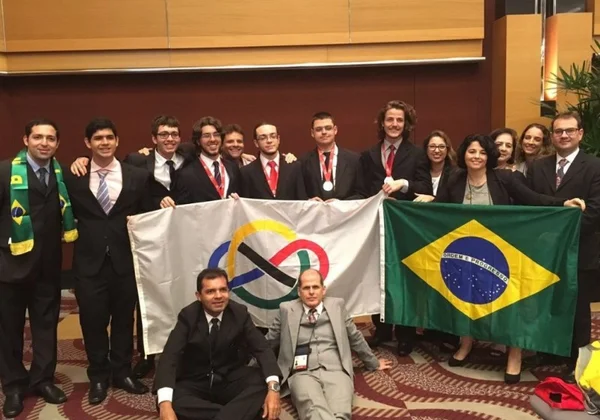 Brasileiros ganham 6 medalhas em Olimpíada Internacional de Matemática