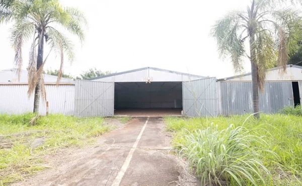 Imagem colorida de um aeródromo irregular no Parque Burle Marx - Metrópoles